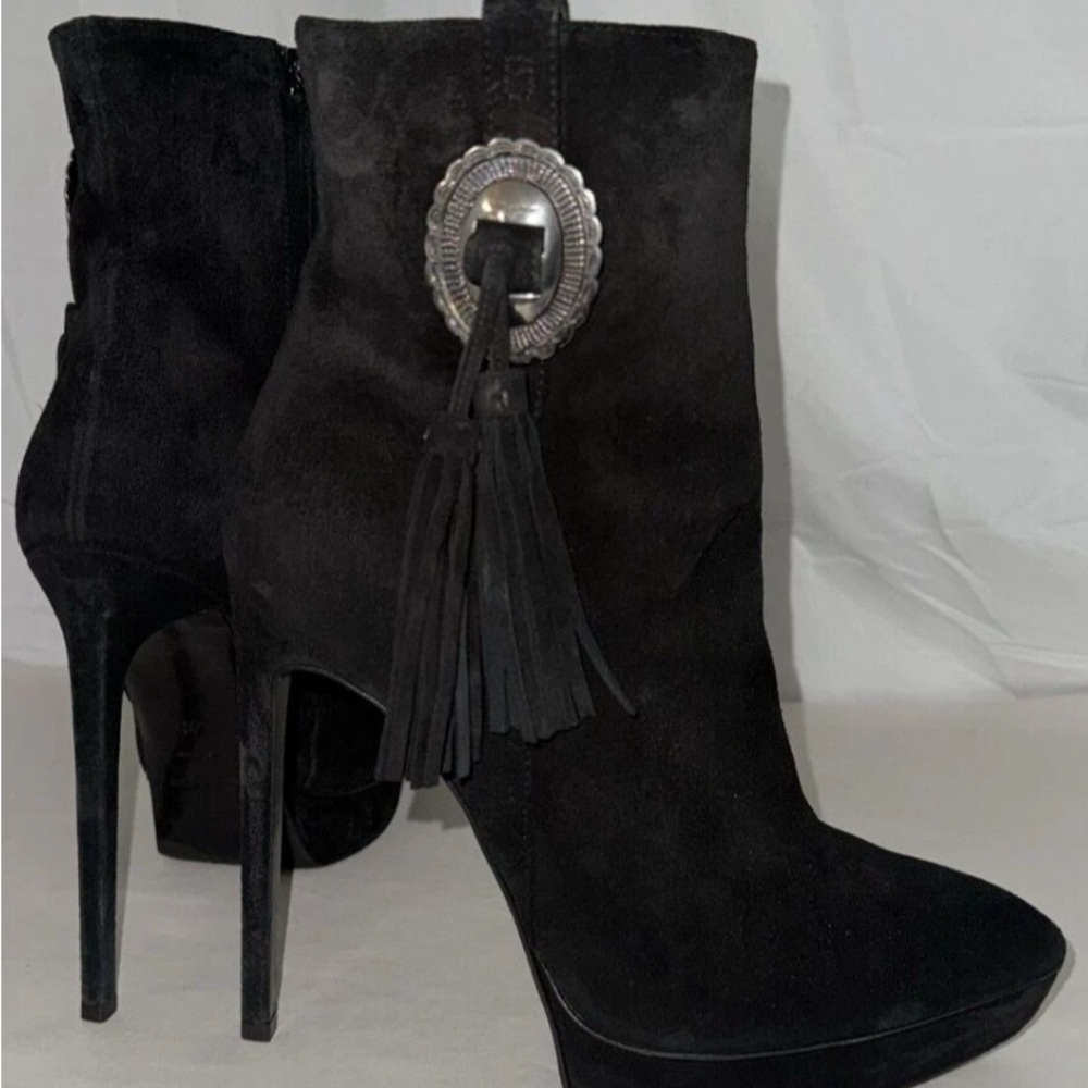 Saint Laurent Classic Janis 105 Concho Ankle Boot